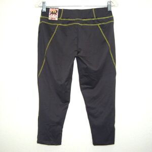 NEW AQ Sport Womens Capri Leggings Size L Yoga Running Activewear AQ-613
